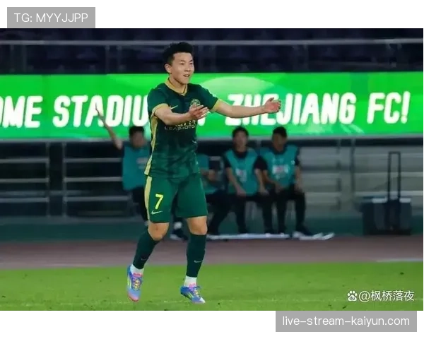 浙江绿城遭遇伤病潮，程进上半场伤退陶强龙带伤坚持